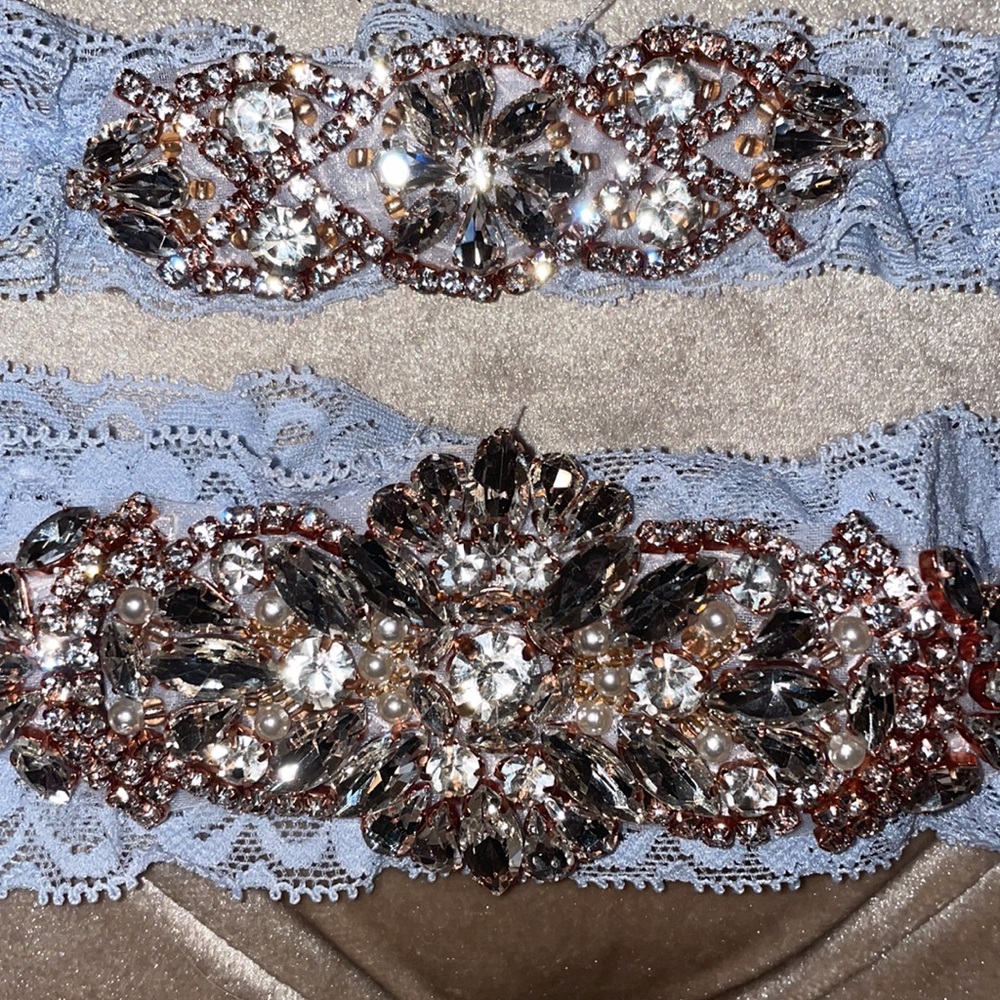 Garter set from Etsy. First picture with flash & Second without.